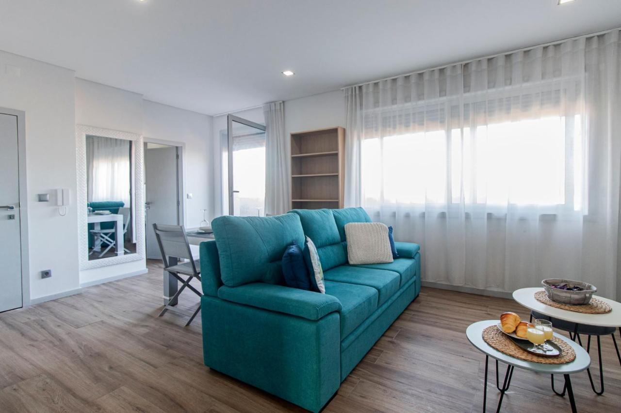 Downtown 1Br Apartment W/ Balcony By Lovelystay Πόρτο Εξωτερικό φωτογραφία