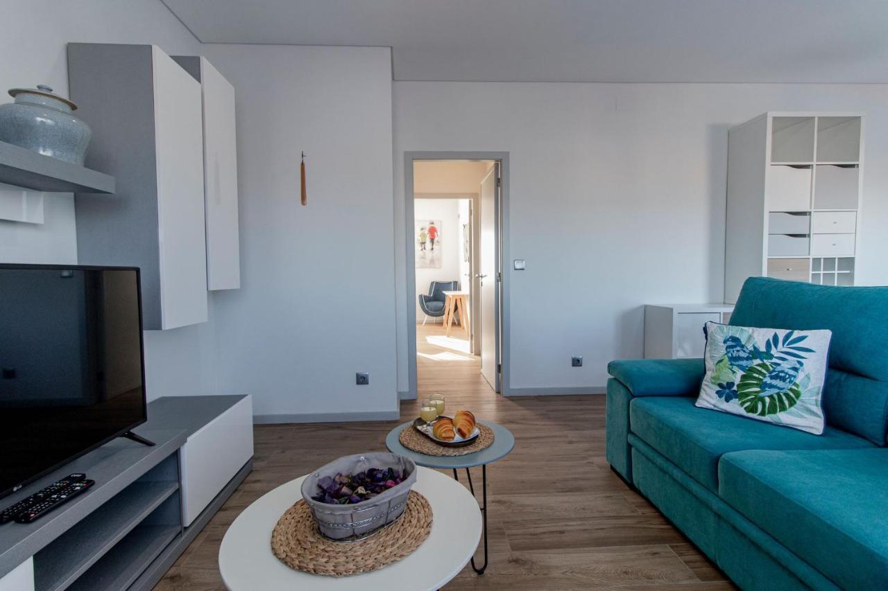 Downtown 1Br Apartment W/ Balcony By Lovelystay Πόρτο Εξωτερικό φωτογραφία