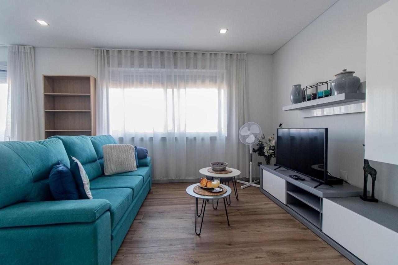 Downtown 1Br Apartment W/ Balcony By Lovelystay Πόρτο Εξωτερικό φωτογραφία