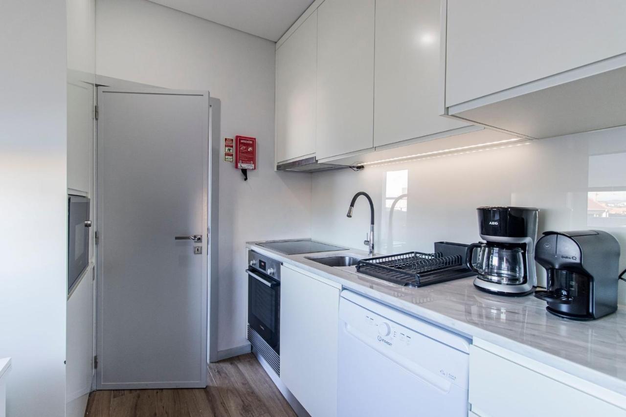 Downtown 1Br Apartment W/ Balcony By Lovelystay Πόρτο Εξωτερικό φωτογραφία